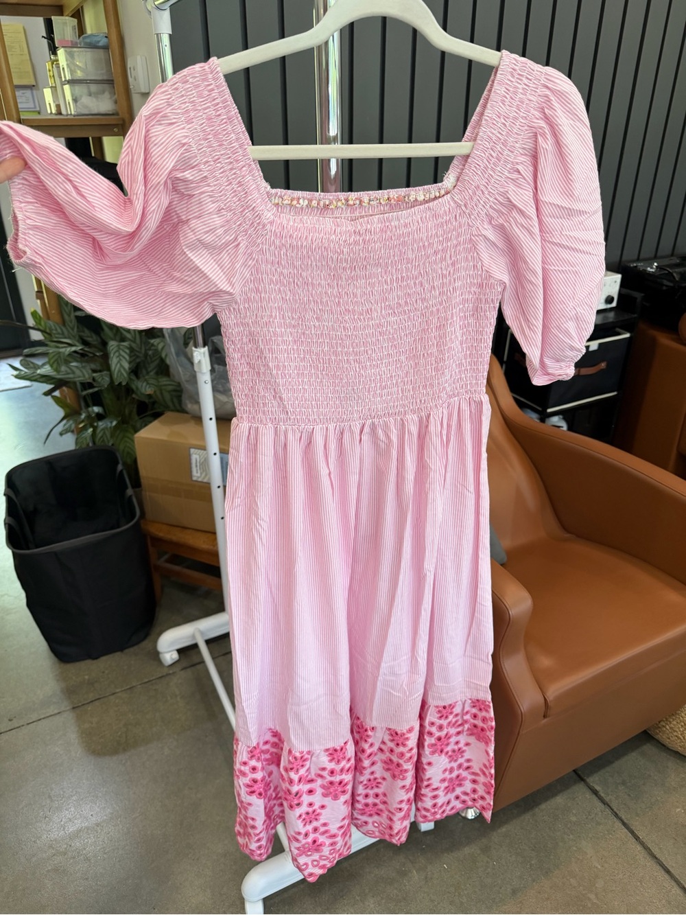 Umgee Light Pink Smocked Dress with Puff Sleeves - Picture 2 of 3